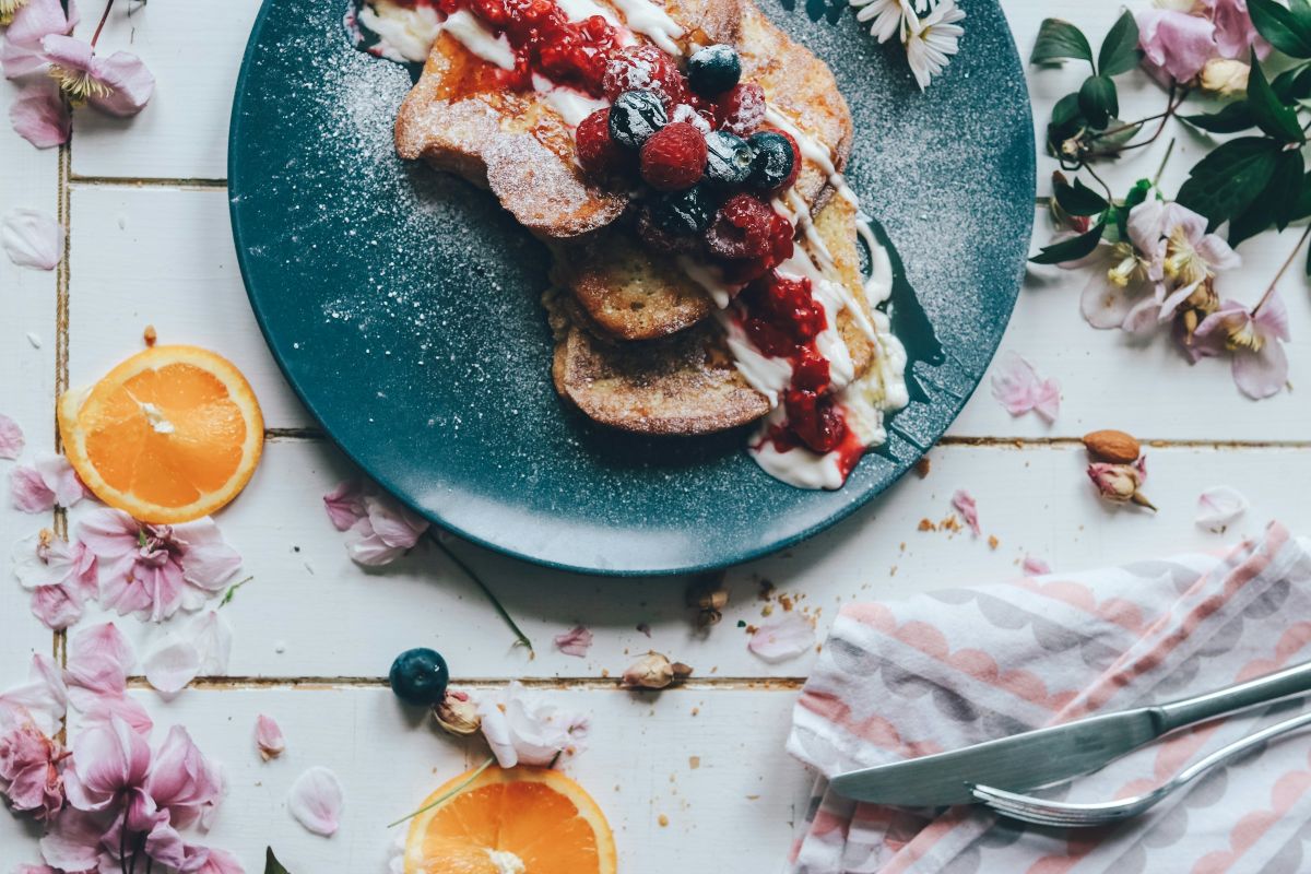 Le pain perdu comme alternative au petit-déjeuner - non seulement sucré, mais aussi copieux !