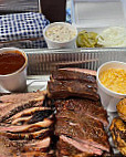 Outlaws Bbq food