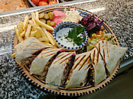 Barakat Halal Market And Restaurants food