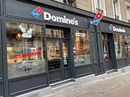 Domino's Pizza Tours Nord outside