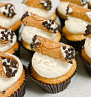 Naples Cupcakes Smallcakes food