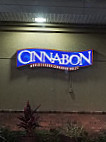 Cinnabon outside