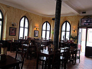 Café-pub Lulú inside
