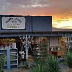 Dusty Rose Country Emporium outside