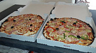 Pizza Thiviers food