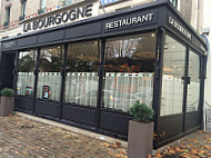 La Bourgogne outside