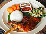 Noraini Nasi Kukus food