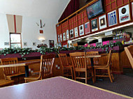 Southboro House Of Pizza inside