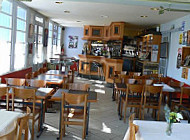 Cafe Populaire inside