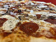 Mondo's Pizza food