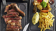 Le Beef Steakhouse Viandes Maturees food