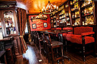 Doc Magilligan's Restaurant & Irish Pub inside