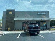 Mcdonald's outside