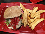 Red Robin Gourmet Burgers And Brews food