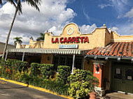 La Carreta Restaurant - International Mall outside