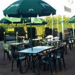 Snack Les Bords De Vienne Dentro