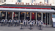 Cafe De L'industrie outside