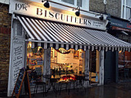 Biscuiteers Boutique And Icing Cafe inside