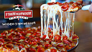 Mountain Mike's Pizza food