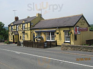 The Hampden Arms outside