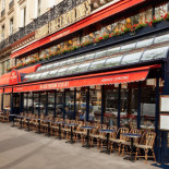Le Grand Café Capucines Dentro