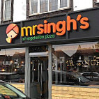 Mr Singh's Pizza outside