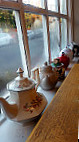 Teapot Tea Shop inside