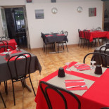 La Nouzille Nourriture