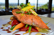 Salmon House On The Hill food