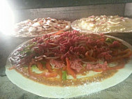Pizza Lizza food