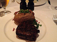 Hy's Steakhouse food