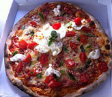 Pizza Tradizione food