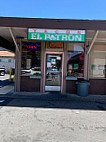 Tacos El Patron outside