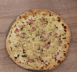 Valenza Pizza food