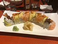 Paradis de Sushi food