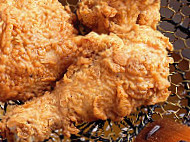 Eisyah Fried Chicken food