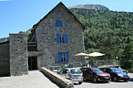 Chalet Hotel du Lac d'Oredon outside