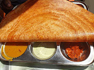 Sabari Saravanaa Bavan food