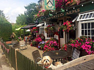 The Carpenters Arms inside