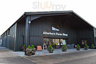 Allarburn Farm Shop outside