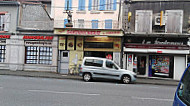Sandwicherie Du Comminges Kebab Assiette Naan Viennoiseries-salon De Thé outside