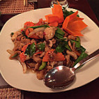 Som Tum Fine Thai Cuisine food