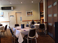 Morphett Arms Hotel inside