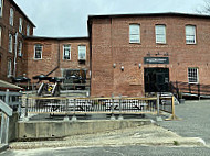 Altruist Brewing Company outside