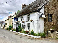 The Crown Inn outside