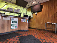 Iacono's Pizza & Restaurant inside