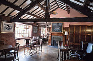 The Crewe Arms inside