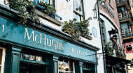Mchughs Bar Restaurant outside