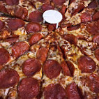 Round Table Pizza food