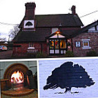 The Yew Tree Inn outside